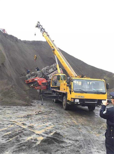 麻山区上犹道路救援